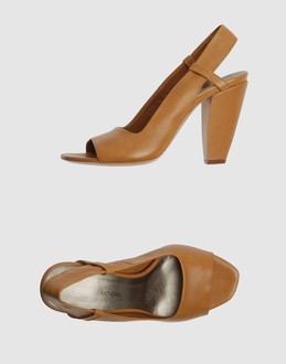 COSTUME NATIONAL CALZATURE Sandali con tacco su YOOX.COM