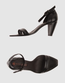 LAURA BELLARIVA CALZATURE Sandali con tacco su YOOX.COM