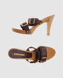 SWISH CALZATURE Sandali con tacco su YOOXCOM