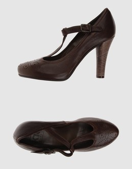 Ktè keytè chaussures escarpins