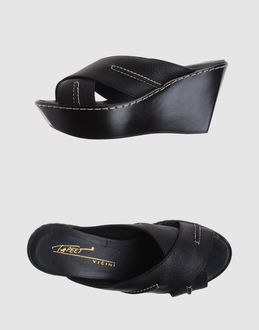 VICINI TAPEET Women Wedges