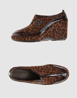 RUCO LINE - Women - FOOTWEAR - Wedges on YOOX.COM