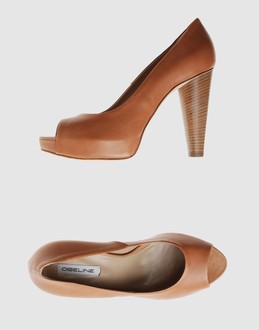 Leather sole - Cut-out detailing -