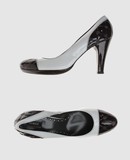 VIC MATIE' - Closed-toe slip-ons 
