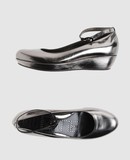 VIC MATIE' - Wedges