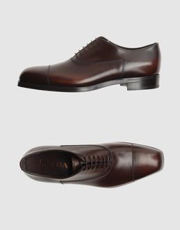Prada chaussures chaussures &agrave; lacet 