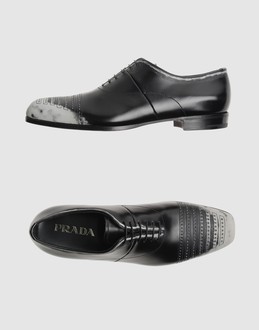Prada chaussures chaussures à lacet