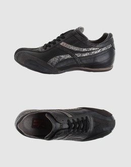 BUNKER - CHAUSSURES - Sneakers - sur YOOX.COM