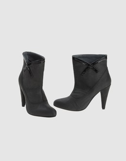 ISLO ISABELLA LORUSSO - Women - FOOTWEAR - Ankle boots on YOOX.COM