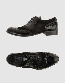 MOMA - CALZATURE - Stringate - su YOOX.COM