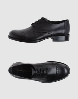 Emporio armani chaussures chaussures à lacet