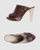 OBELINE CALZATURE Sandali con tacco su YOOXCOM