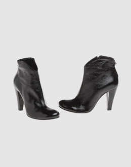 Stiefeletten - PINKO - BEI YOOX.COM von PINKO