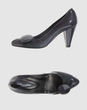 JANET & JANET - Closed-toe slip-ons 