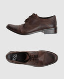 100 CALZATURE Stringate su YOOXCOM
