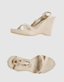 Le crabe rouge chaussures semelles compensées