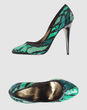 ISSA - Closed-toe slip-ons 