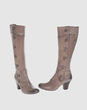 MOMA - Boots