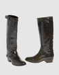 MOMA - Boots