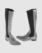 MOMA - Boots