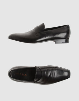 Prada chaussures mocassins