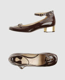 CHLOE' - Closed-toe slip-ons 
