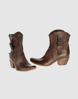 JFK - Women - FOOTWEAR - Ankle boots on YOOX.COM