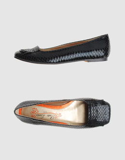 POETIC LICENCE - Women - FOOTWEAR - Ballet flats on YOOX.COM