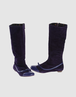 Poetic Licence   Bottes