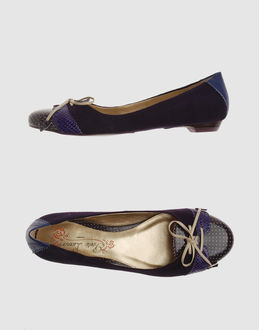 POETIC LICENCE - Women - FOOTWEAR - Ballet flats on YOOX.COM
