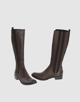 JFK CHAUSSURES Bottes sur YOOXCOM