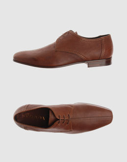 Prada chaussures chaussures à lacet