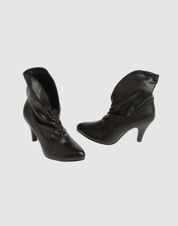 BI 4 - FOOTWEAR - Ankle boots - on YOOX.COM