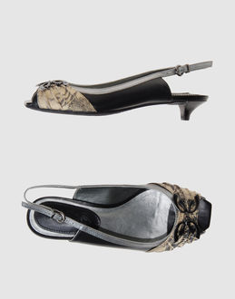 Sandalen mit Absatz - SCHUTZ - BEI YOOX.COM