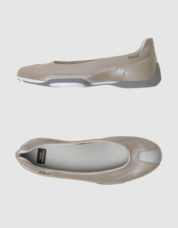 SABELT PERFORMANCE - FOOTWEAR - Ballet flats - on YOOX.COM