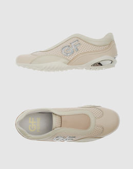 Sneakers - GF FERRE� - BEI YOOX.COM
