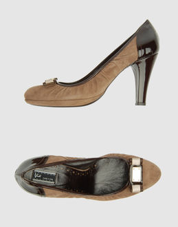 VIC - CHAUSSURES - Escarpins sur YOOX.COM