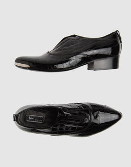 VIC - CHAUSSURES - Mocassins � talon sur YOOX.COM