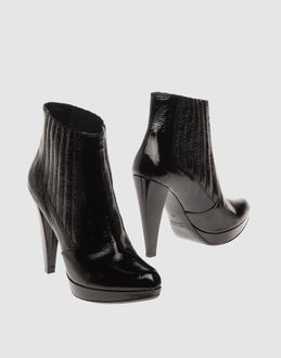 ANDREA PFISTER - Women - FOOTWEAR - Ankle boots on YOOX.COM