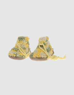 UGG AUSTRALIA - FOOTWEAR - Bootees - on YOOX.COM