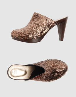 SCHOLL - CHAUSSURES - Sabots sur YOOX.COM