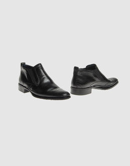 Cuir martel� Fermeture avec �l