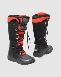 DKNY - CHAUSSURES - Bottes sur YOOX.COM