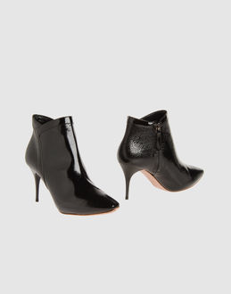 ALEXANDER MCQUEEN - Women - FOOTWEAR - Ankle boots on YOOX.COM