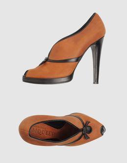 ALEXANDER MCQUEEN - Women - FOOTWEAR - Shoe boots on YOOX.COM
