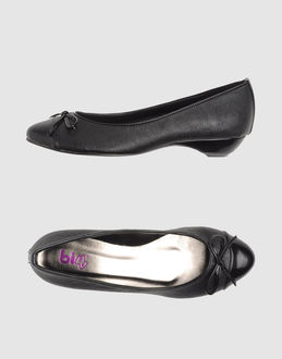 BI 4 - FOOTWEAR - Ballet flats - on YOOX.COM