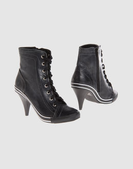 BI 4 - FOOTWEAR - Ankle boots - on YOOX.COM