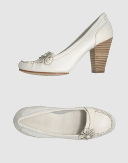 JULIE DEE - SCHUHE - Mokassin mit Absatz - bei YOOX.COM