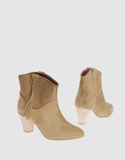  - chaussures - bottines - sur yoox.com