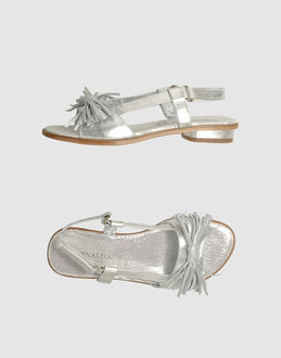 Laminated effect Velcro closure Tassels detailing Leather/rubber sole  Leather...